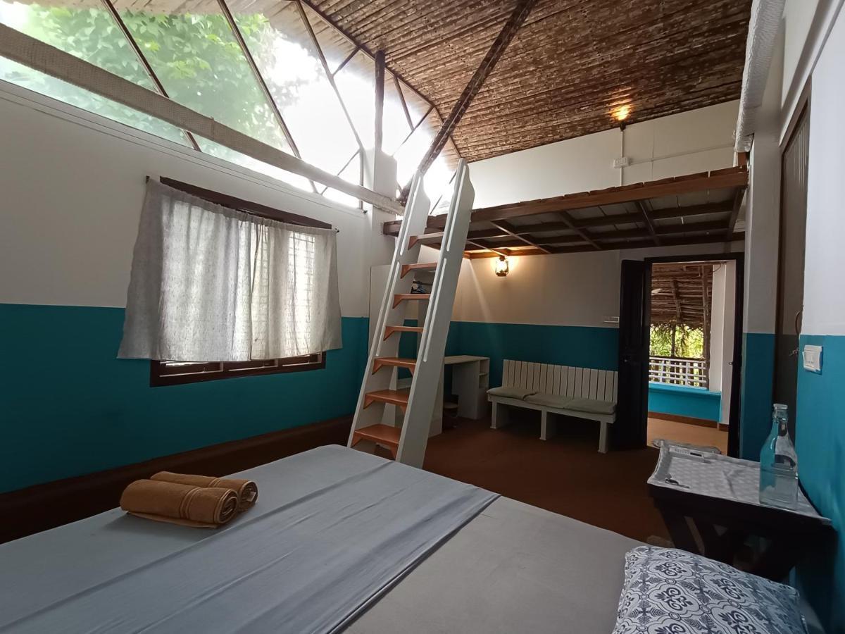Hostel Calaila Varkala Luaran gambar