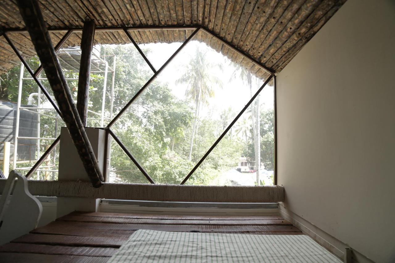 Hostel Calaila Varkala Luaran gambar